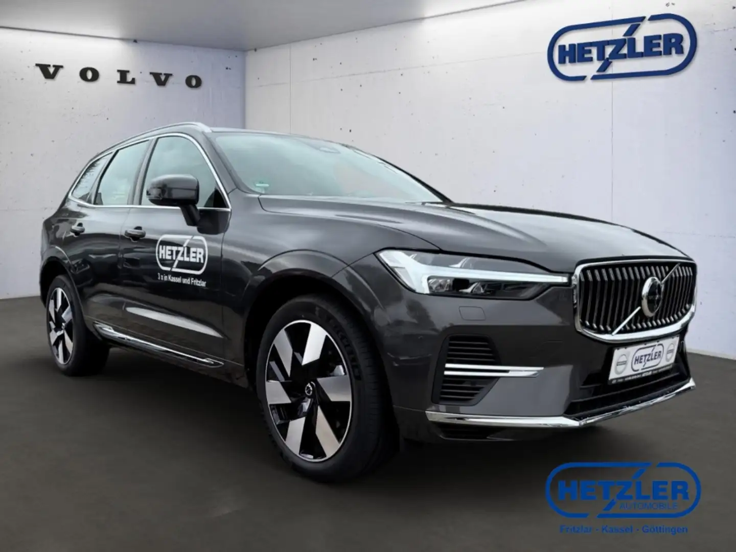 Volvo XC60 Ultimate Bright Recharge Plug-In Hybrid AWD T8 Twi Grigio - 2