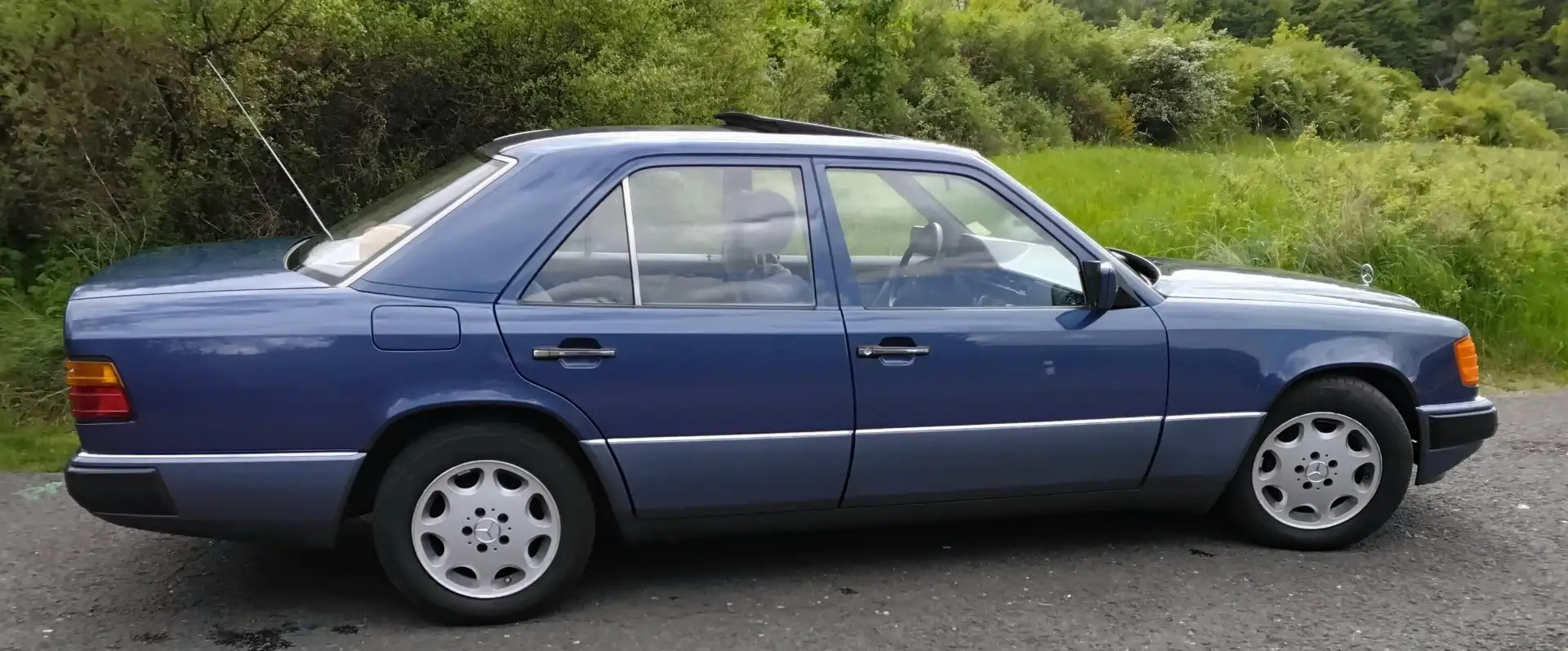 Mercedes-Benz E 250 - 1
