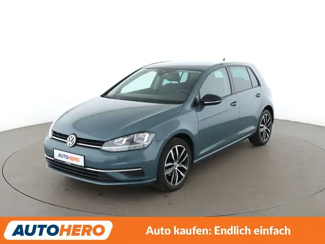 2019 Volkswagen Golf in Blue for sale