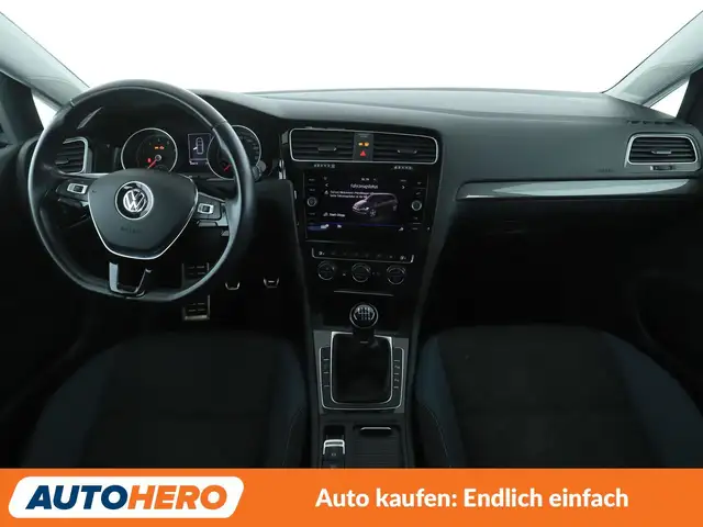 Volkswagen Golf view 12