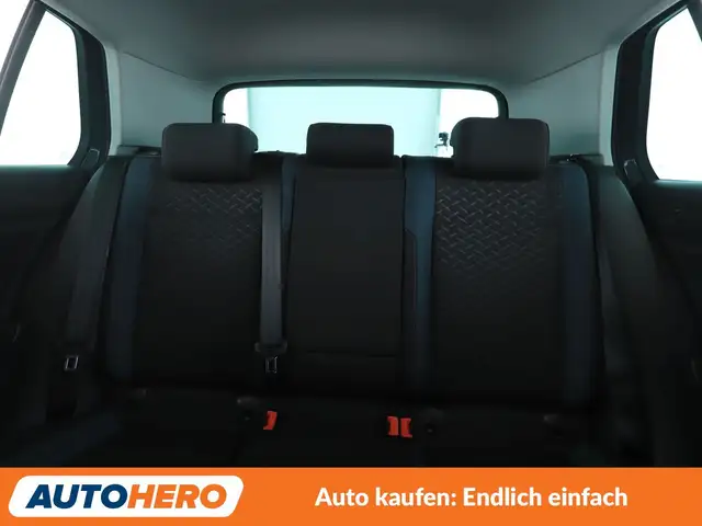 Volkswagen Golf view 15