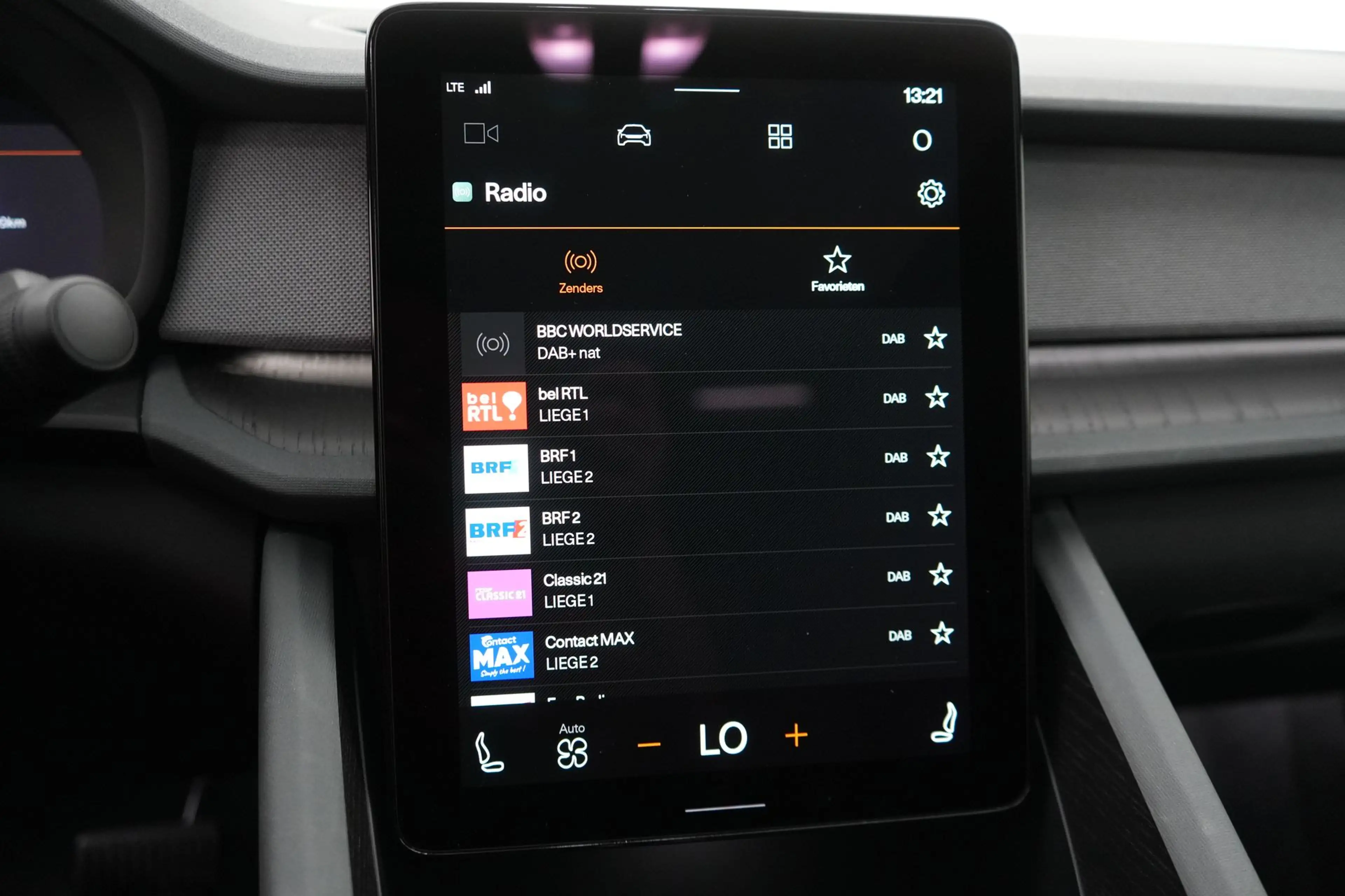 Polestar 2 78 kWh Single Motor Plus Pilot LEDER/CUIR LED GPS — photo 15