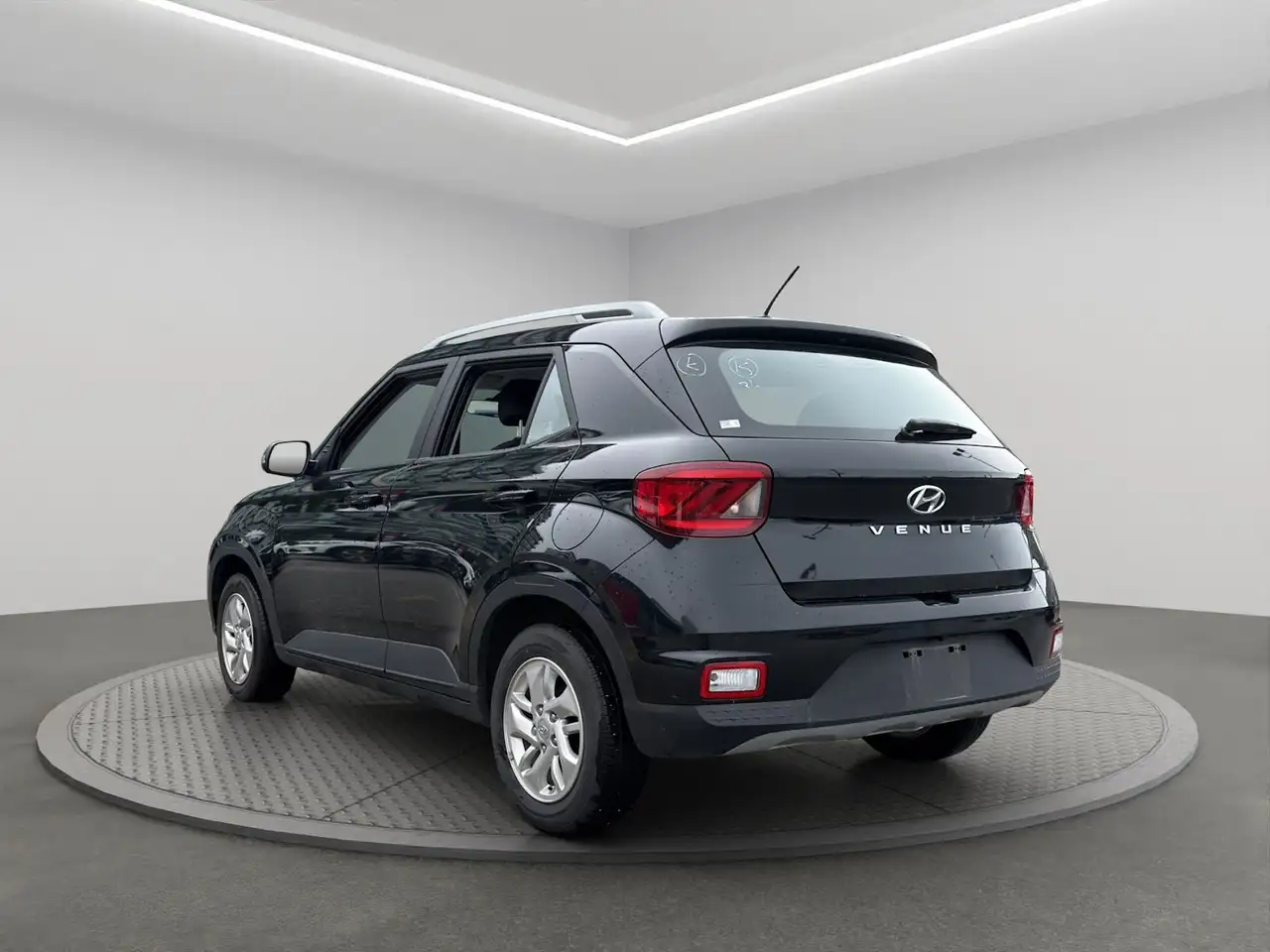 Hyundai Venue снимка Hyundai Venue