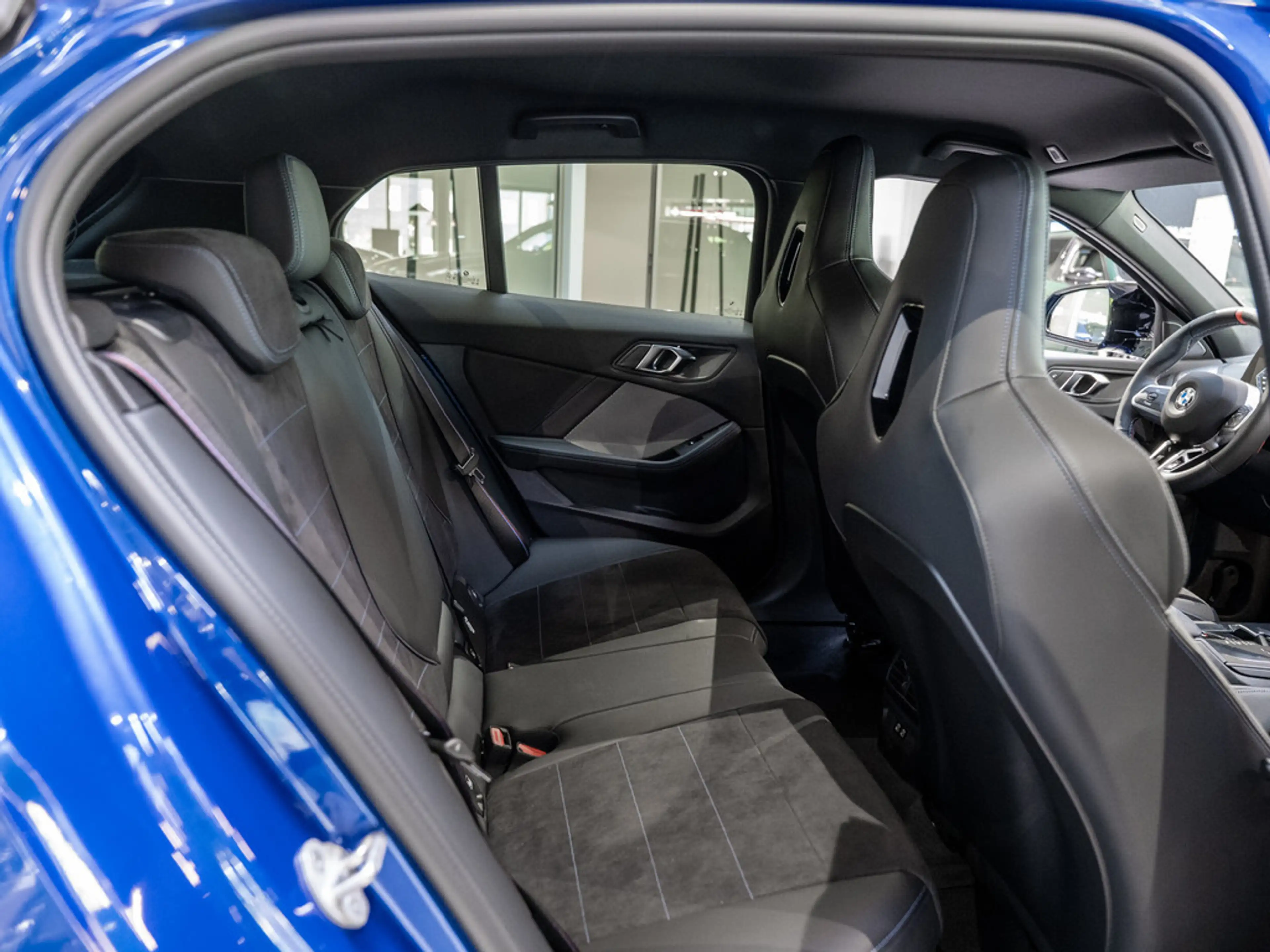 BMW 135 M xDrive LED AHK NAVI H/K KAMERA SHZ PDC — photo 8