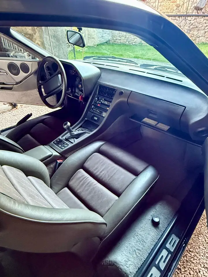 Porsche 928 5.0 S4, foto 4