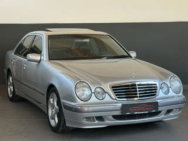 Mercedes-Benz E 430 V8 ELEGANCE/SHD/NAVI/KLIMA/PDC