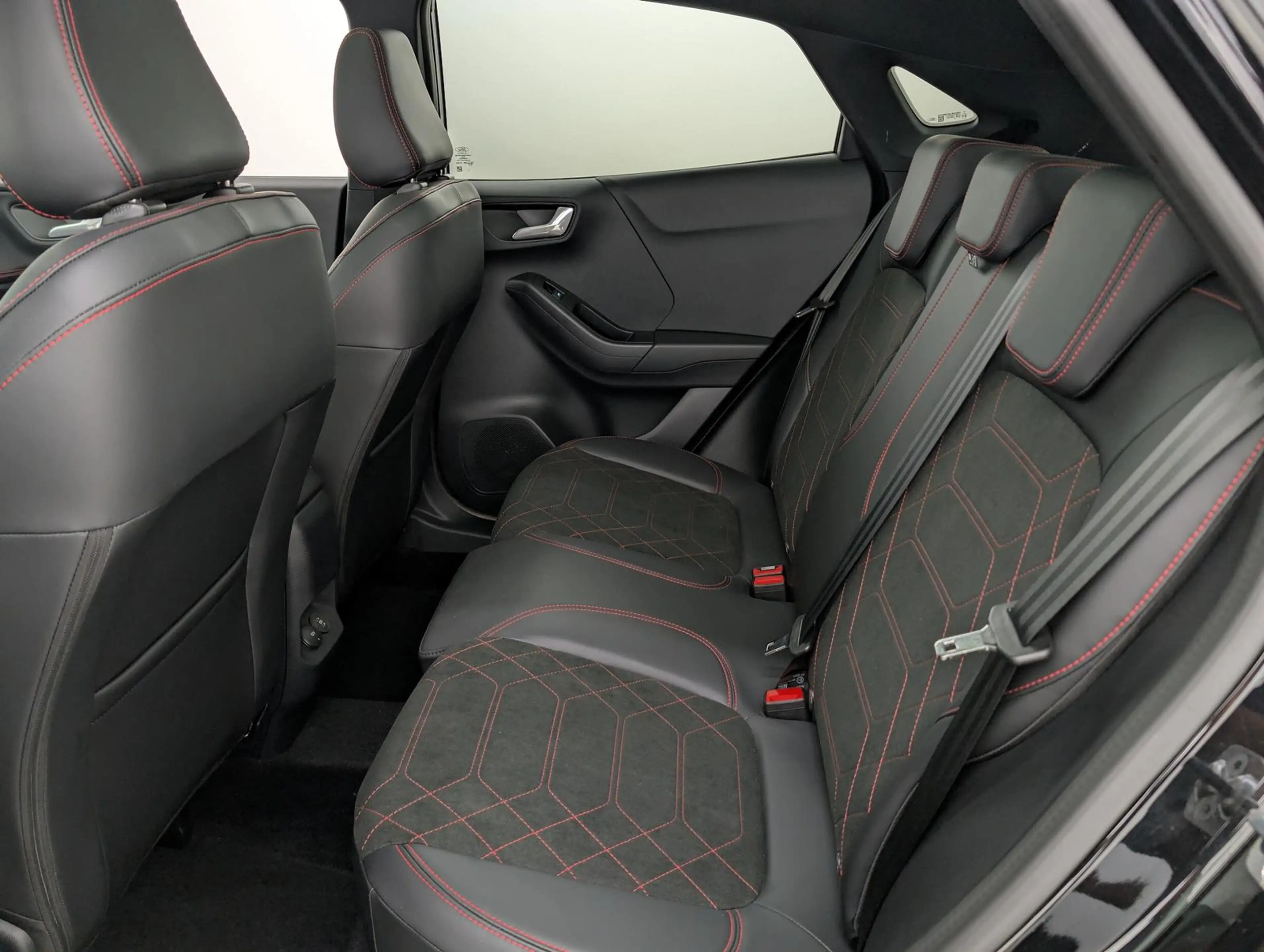 Ford Puma 1.0 Aut M-Hybrid ST-Line X Matrix+Pano+AHK — photo 14