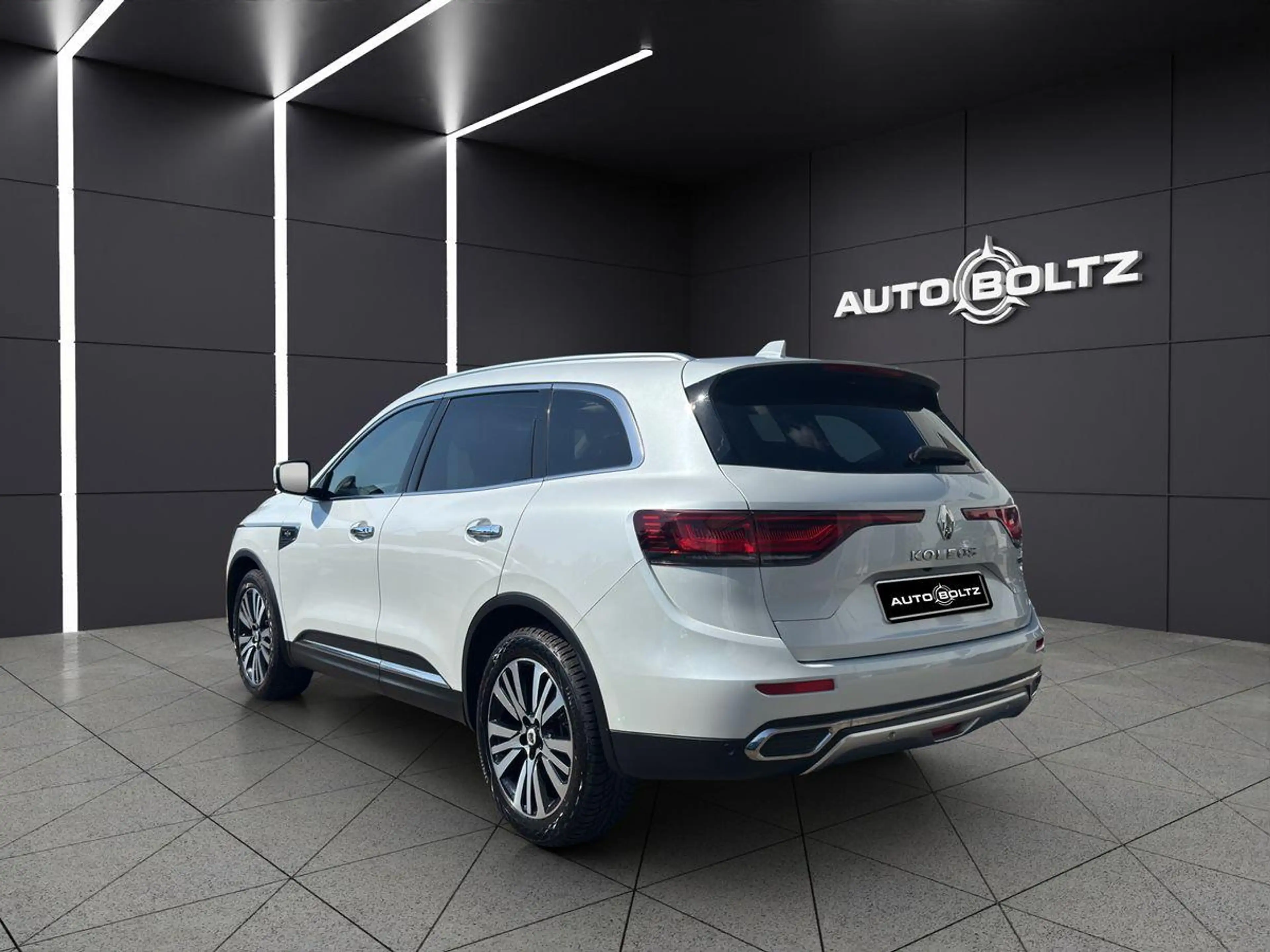 Renault Koleos Initiale Paris 4x4 Pano LED BOSE ACC — photo 4