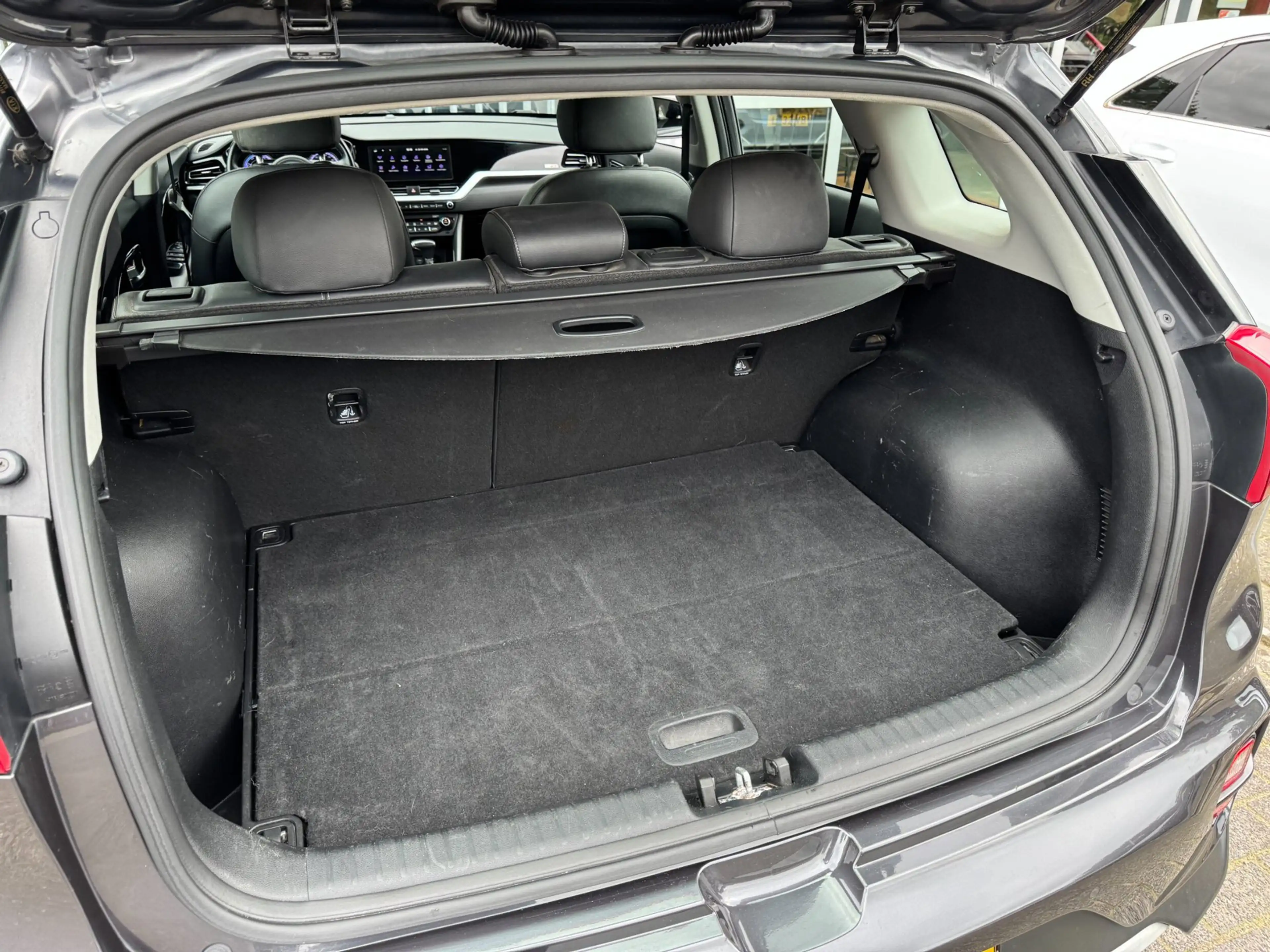 Kia Niro 1.6 GDi Hybrid DynamicLine | All Season | Dealer o — photo 15