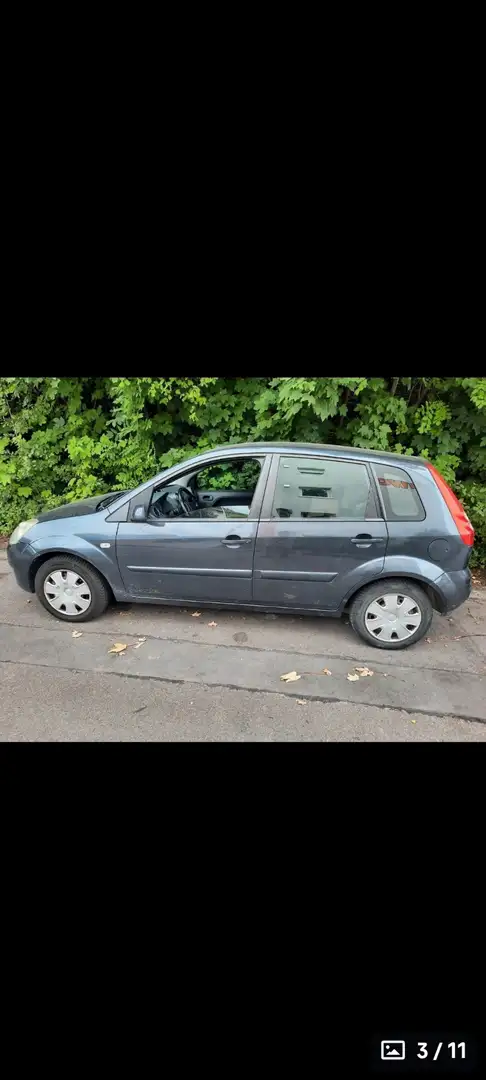 Ford Fiesta 1.3 Ambiente Grau - 1