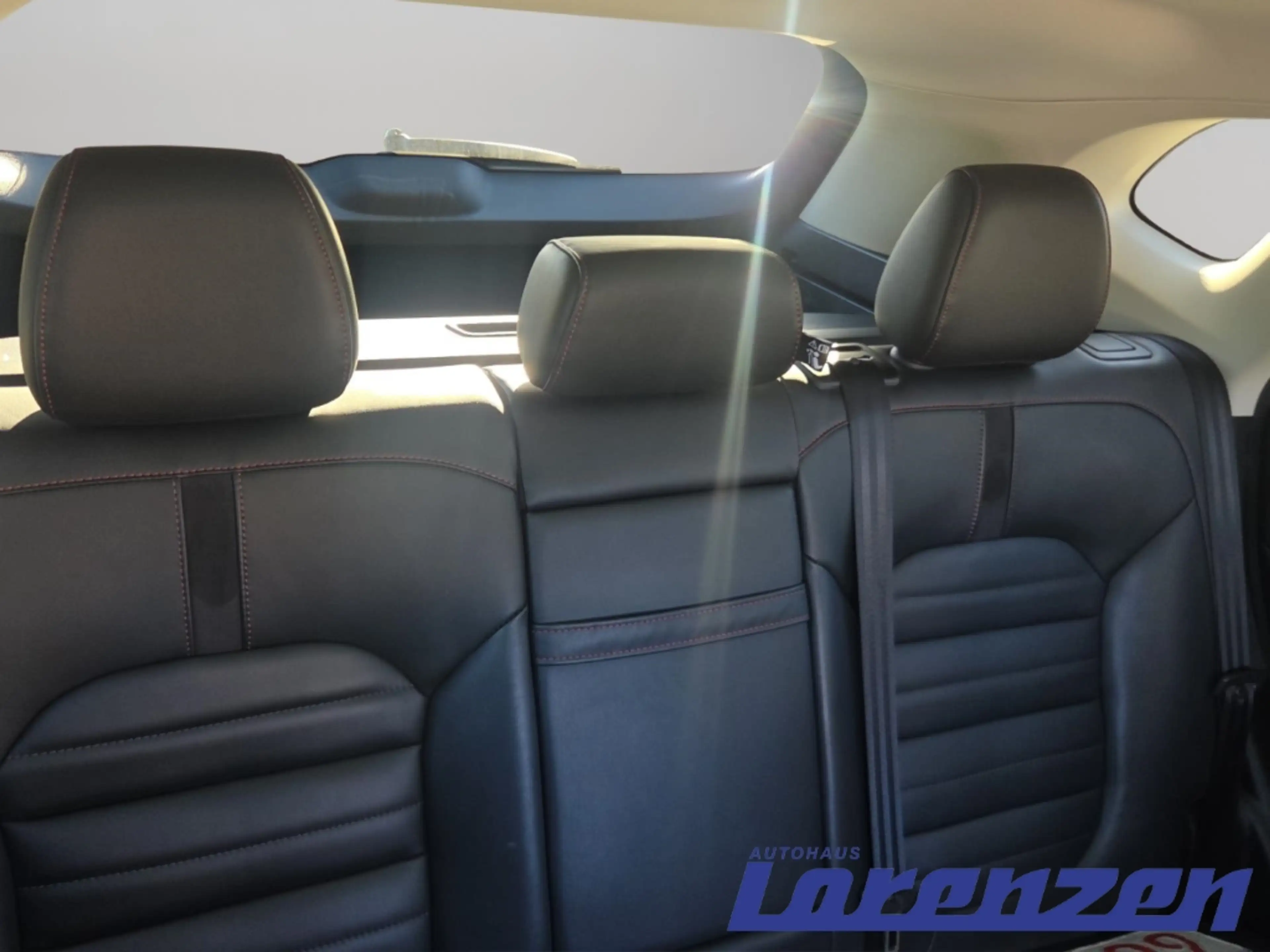 MG HS 1.5 DCT 2WD Lux Sunroof Leder HUAU neu — photo 10