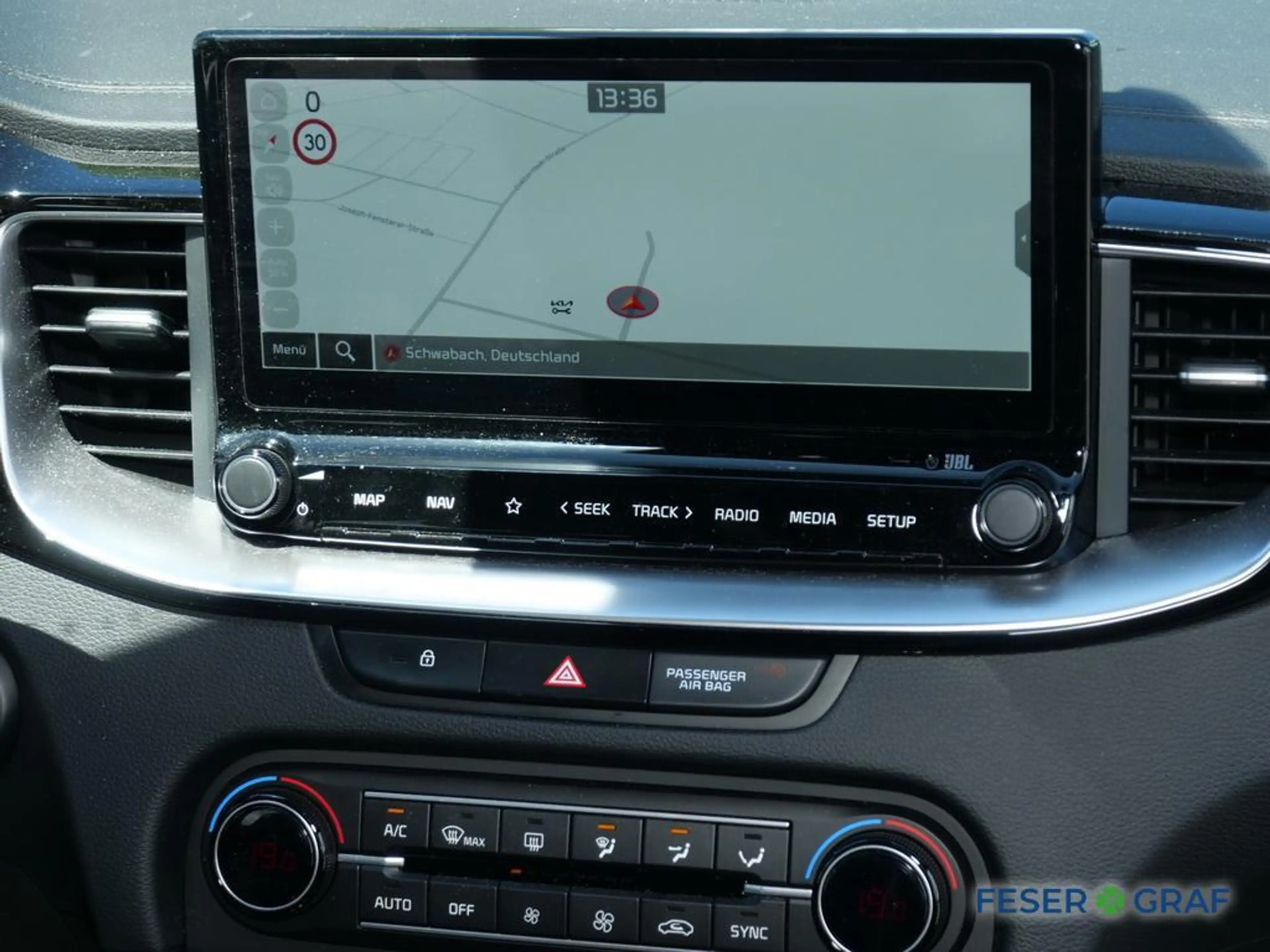 Kia Ceed SW / cee'd SW 1.5T DCT7 GT Line TECHNIK Alu18 — photo 7