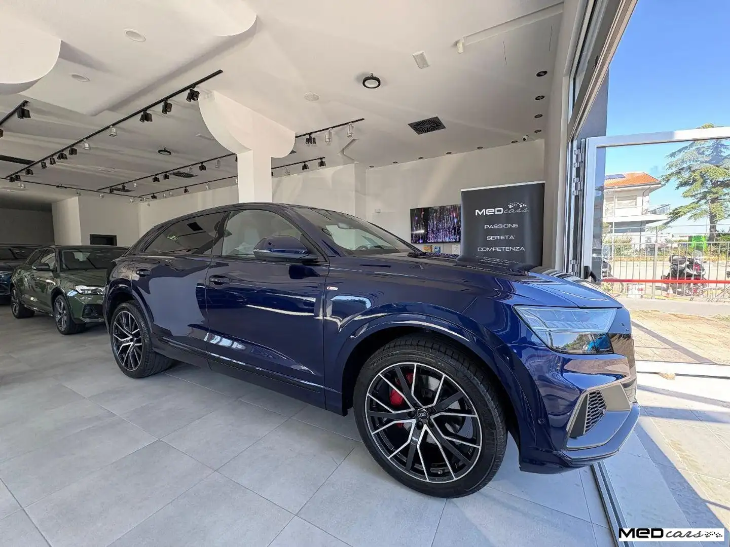 Audi Q8 55 TFSI QUATTRO SPORT /GARANZIA  AUDI 04/2028 Blu/Azzurro - 2