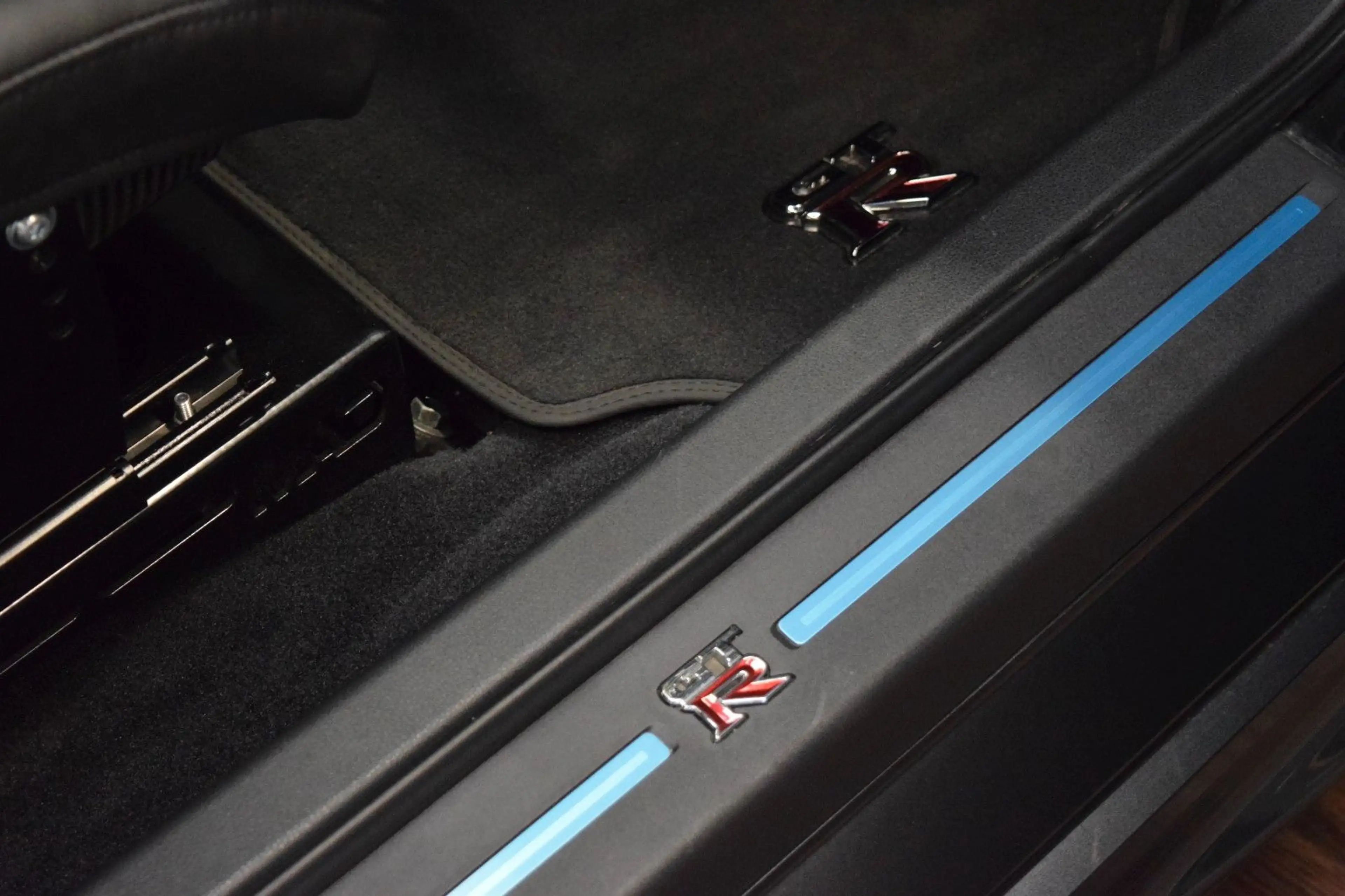 Nissan GT-R Black Edition Madisma MAD850, Nismo Parts — photo 15