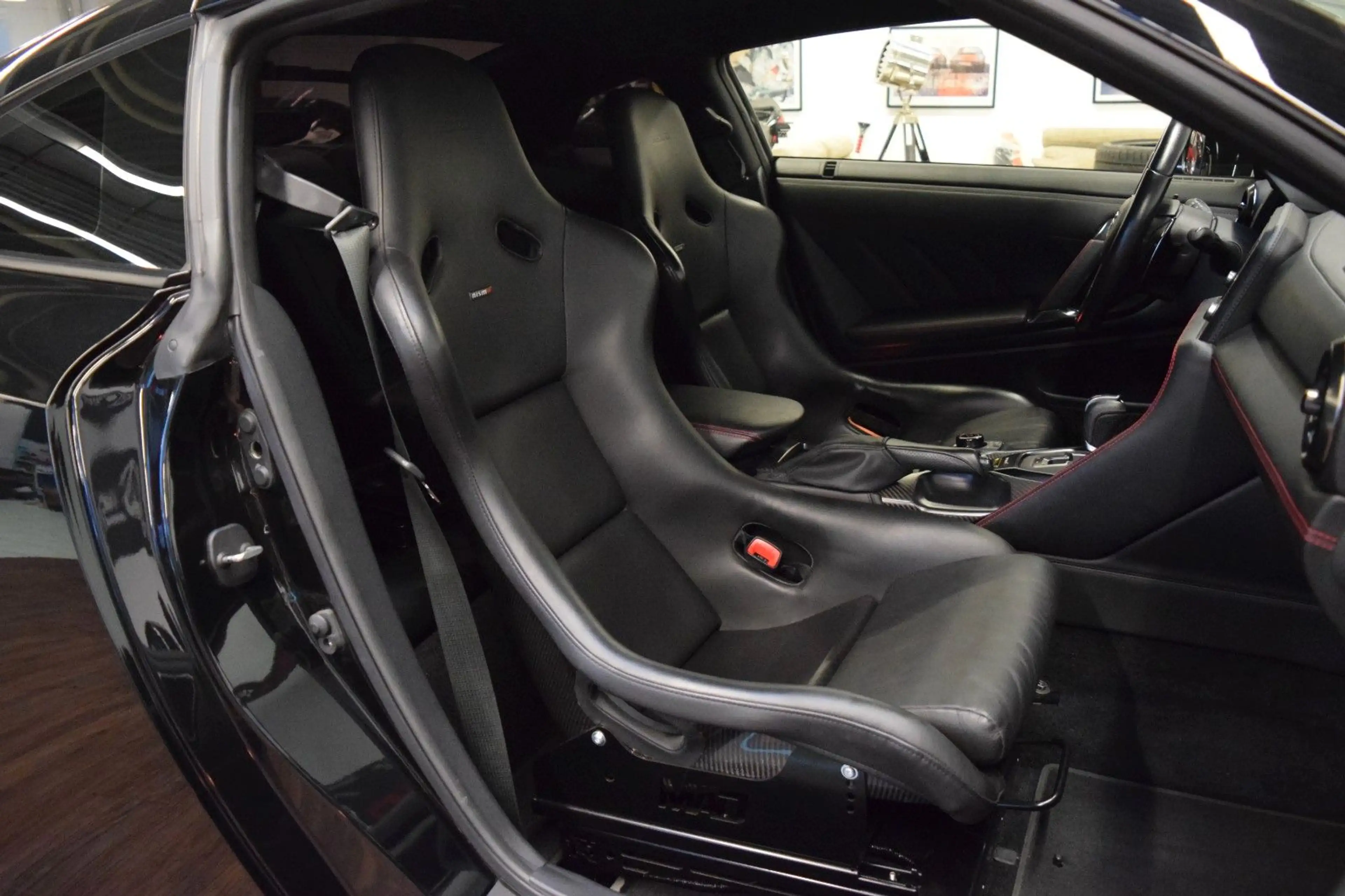 Nissan GT-R Black Edition Madisma MAD850, Nismo Parts — photo 10