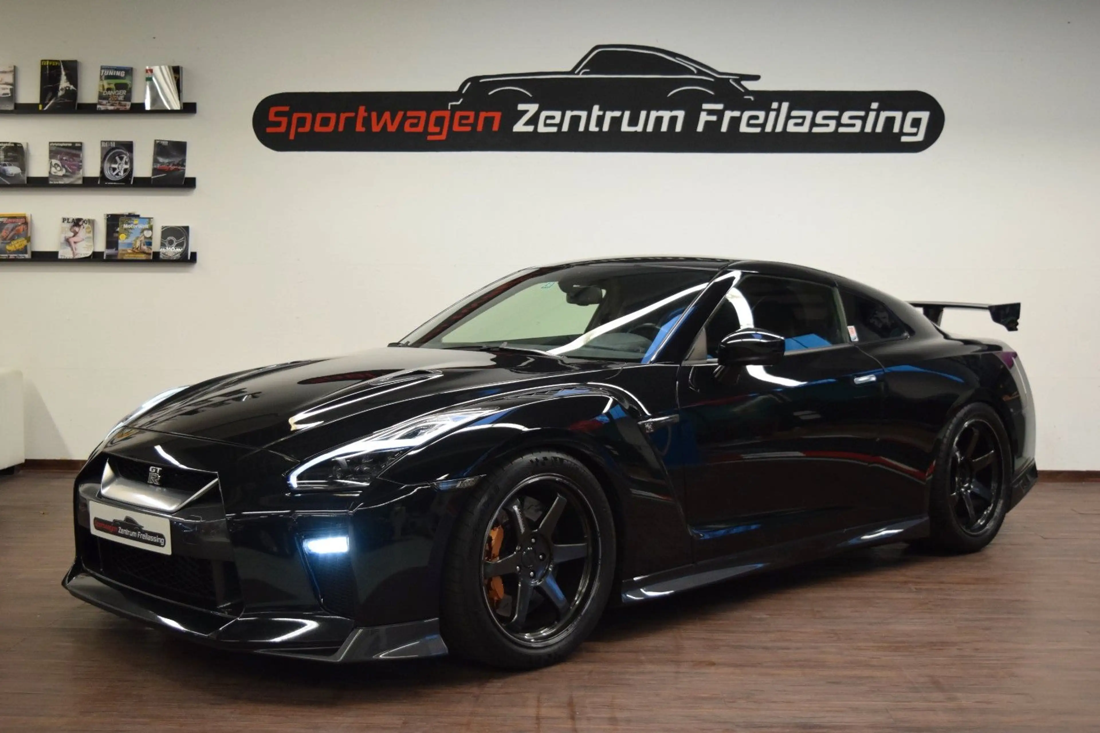 Nissan GT-R Black Edition Madisma MAD850, Nismo Parts