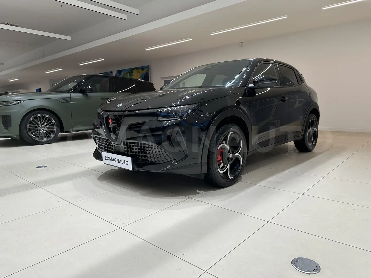 Alfa Romeo Junior 1.2 145CV Hybrid eDCT6 ibrida SPECIALE - IN GARANZIA UFFICIALE FINO AL 12/26 Schwarz - 1