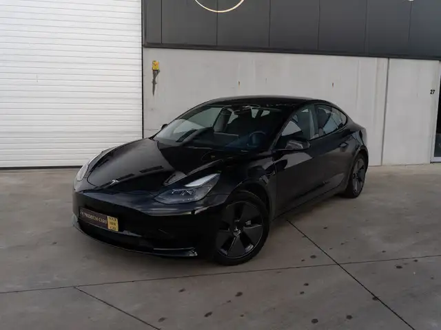 Tesla Model 3 Standard+ l Facelift l Full Black