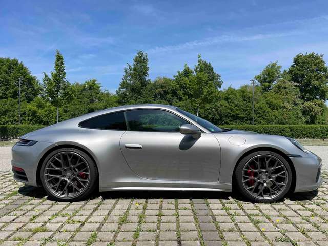 Porsche 992 911 4S