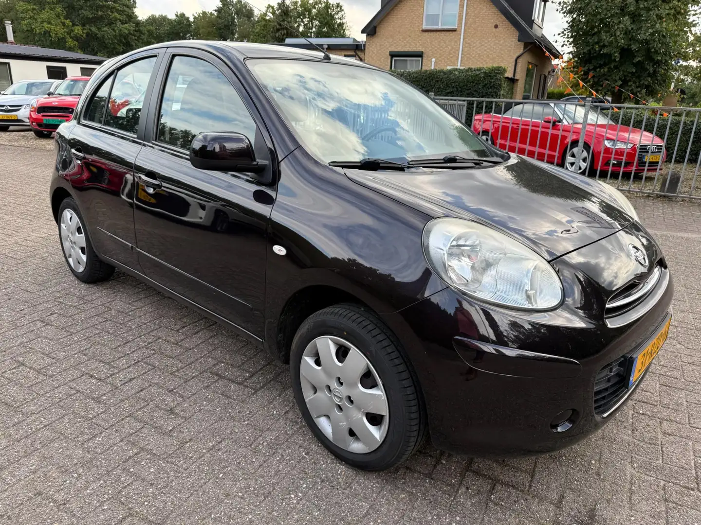 Nissan Micra 1.2 5-DRS Acenta ECC CRUISE BLUETOOTH NAP Violett - 2