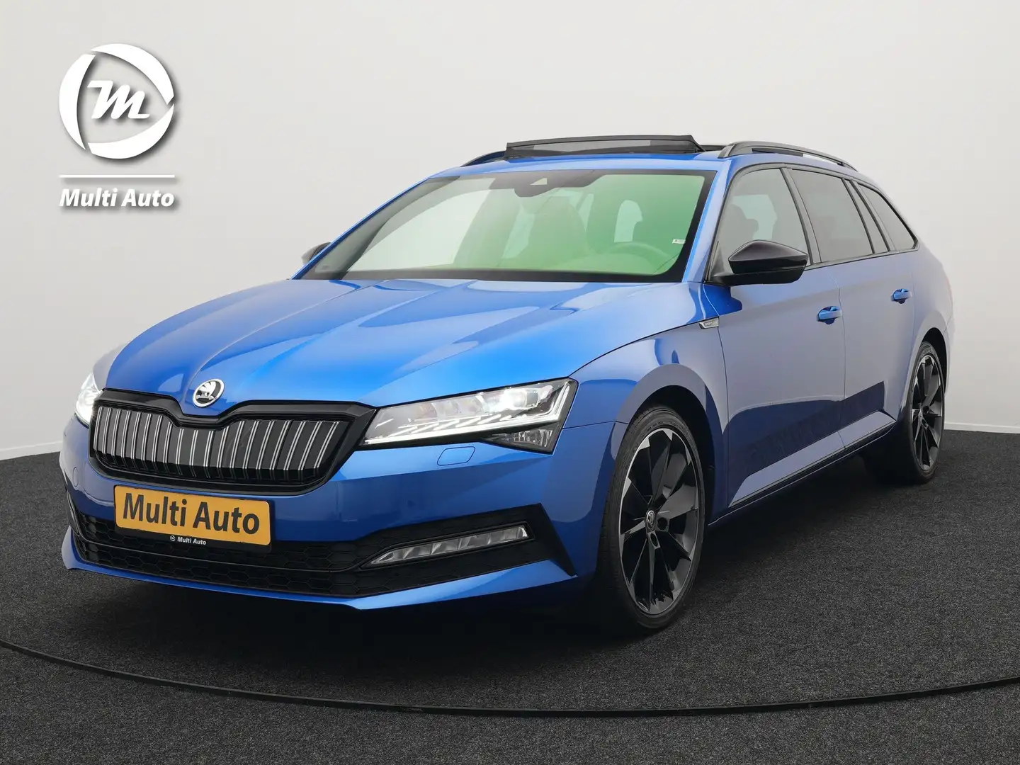 Skoda Superb Combi 1.4 TSI iV Sportline Business Plug In Hybrid Blauw - 1