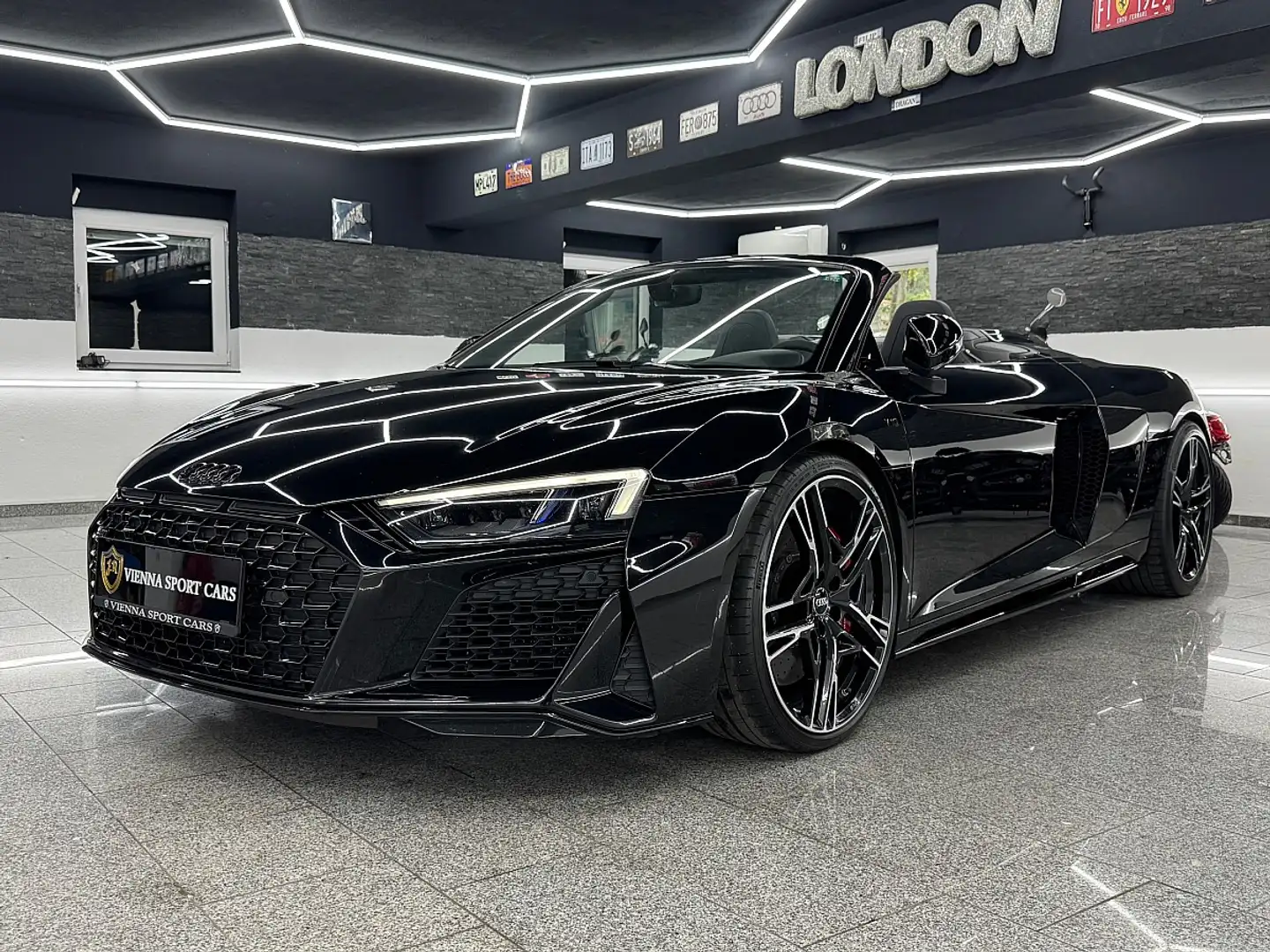 Audi R8 Spyder V10 performance*Facelift*Capristo*Carbon... Schwarz - 1