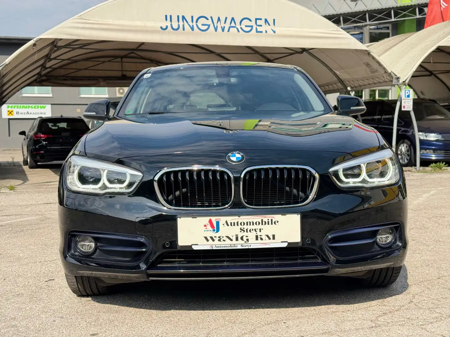BMW 116 i Sport Line+M-Lenkradheizung+Navi+Kamera+Sitzheiz Schwarz - 2