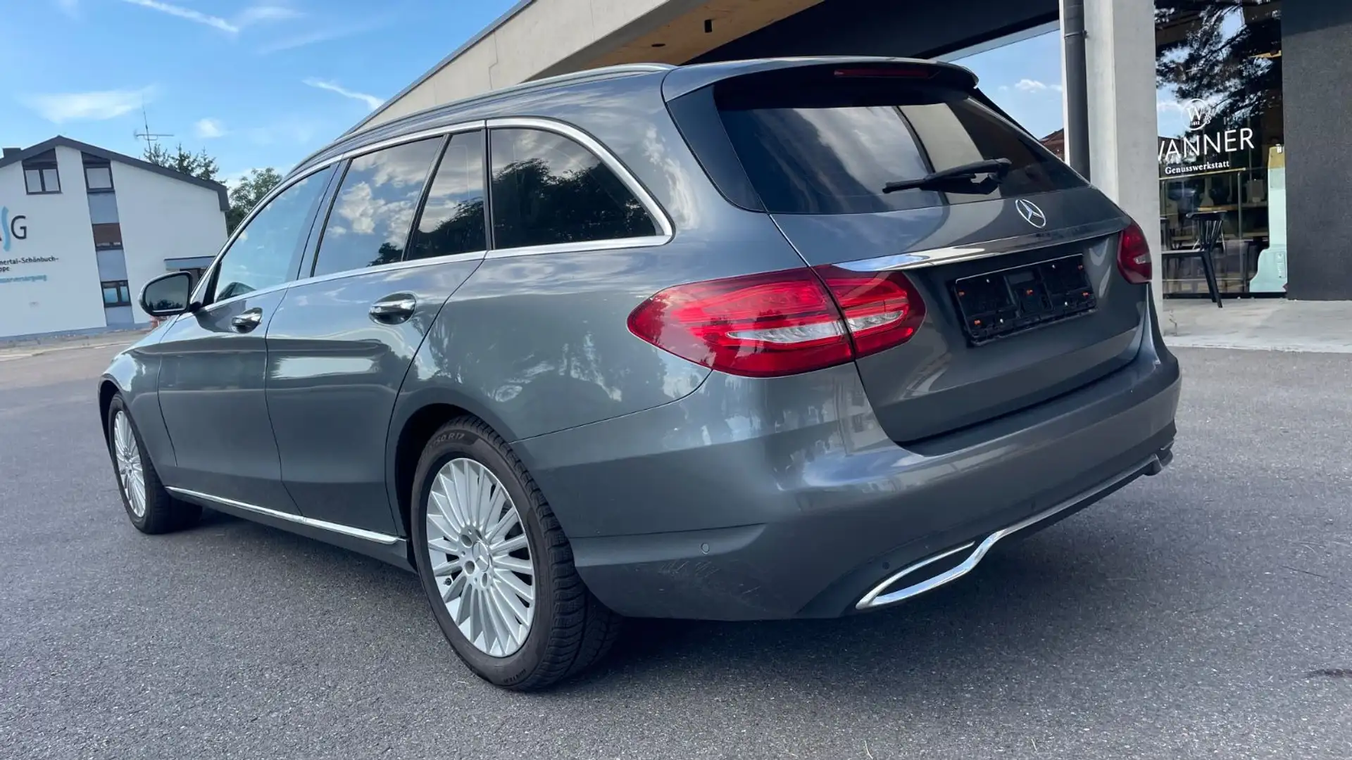 Mercedes-Benz C 220 d -AUT-Pano-Kamera-Navi-TÜV-Garantie Szürke - 2