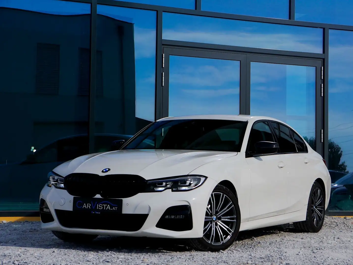 BMW 318 d Aut. M-Sport *Live Cockpit - HiFi* Blanc - 2