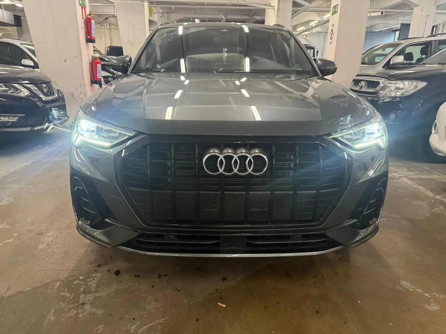 Audi Q3 Q3 35 TDi Sport Edition S tronic Gris - 1