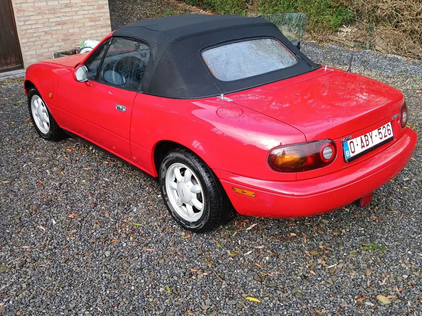 Mazda MX-5 Rouge - 1