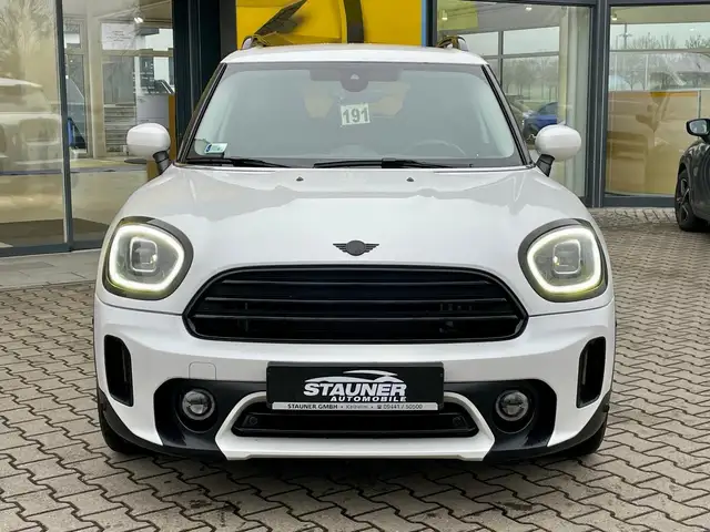 Mini Cooper Cooper view 5