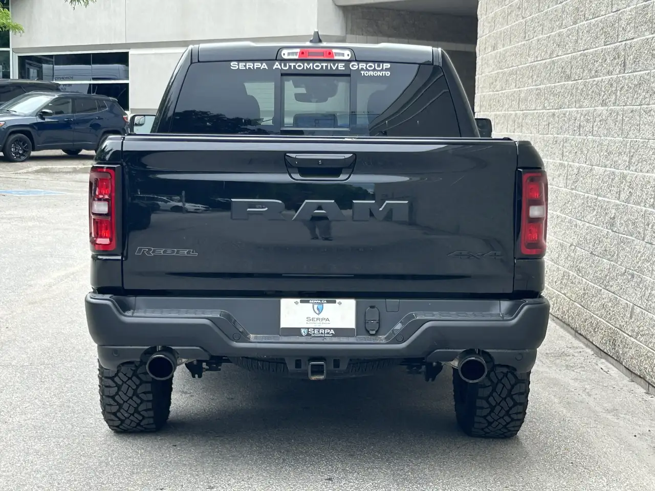 RAM 1500 снимка RAM 1500