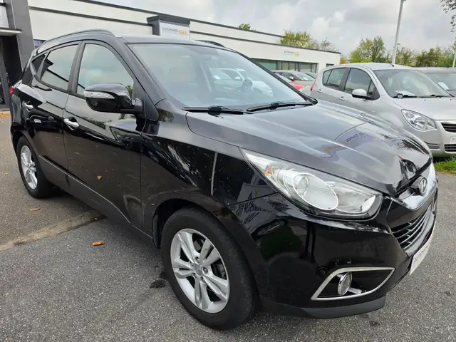 Hyundai Ix35 view 2