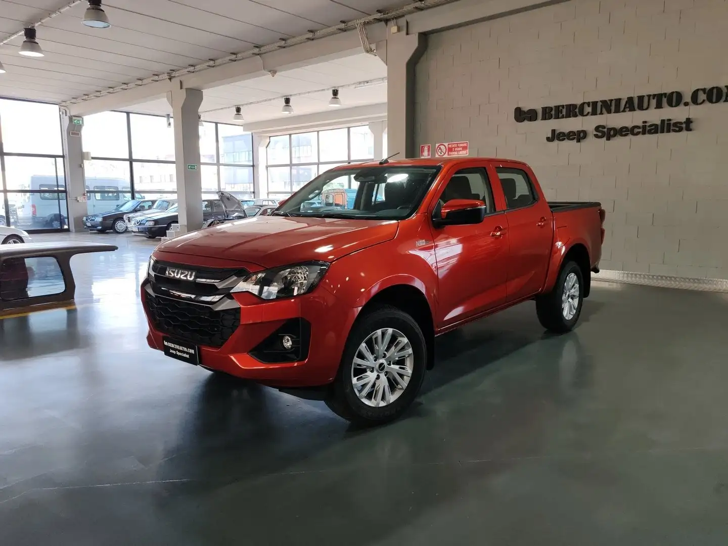 Isuzu D-Max D-Max IV 2024 1.9 crew N60BB+ 4x4 auto - 11.000 km Arancione - 1
