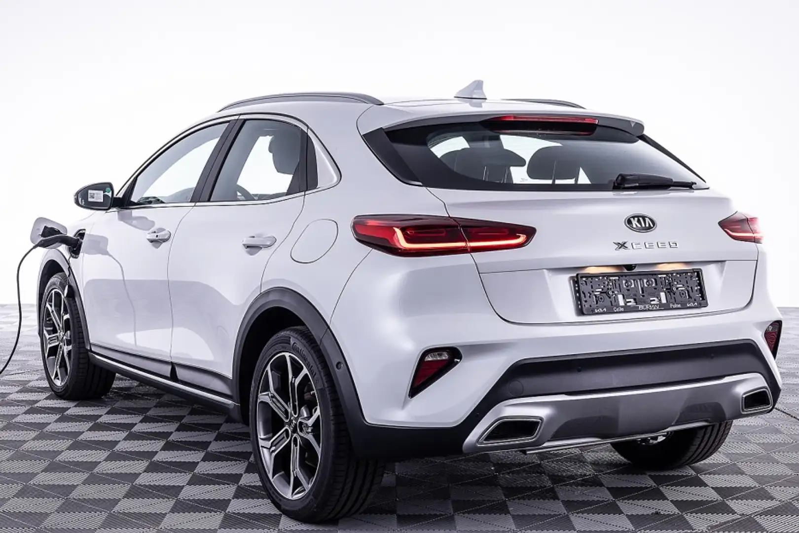 Kia XCeed 1.6 GDi PHEV DynamicPlusline | ADAPTIVE CRUISE | F Wit - 2