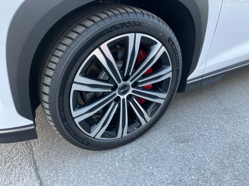 BYD Sealion 7 Excellence AWD — photo 8