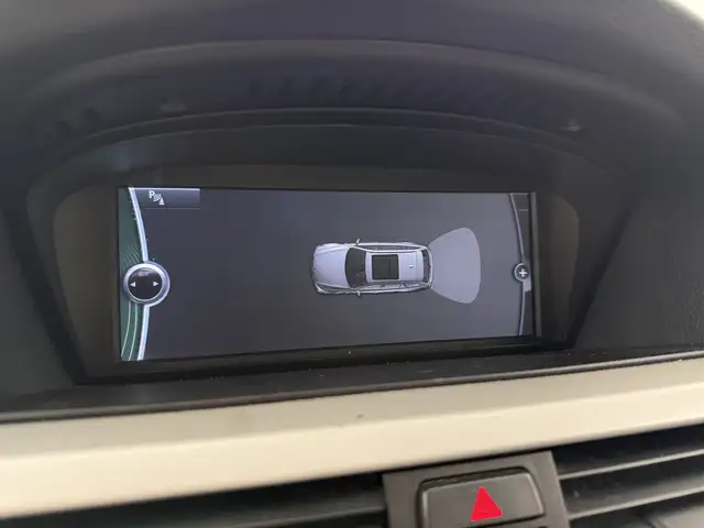 BMW 3 Series view 18