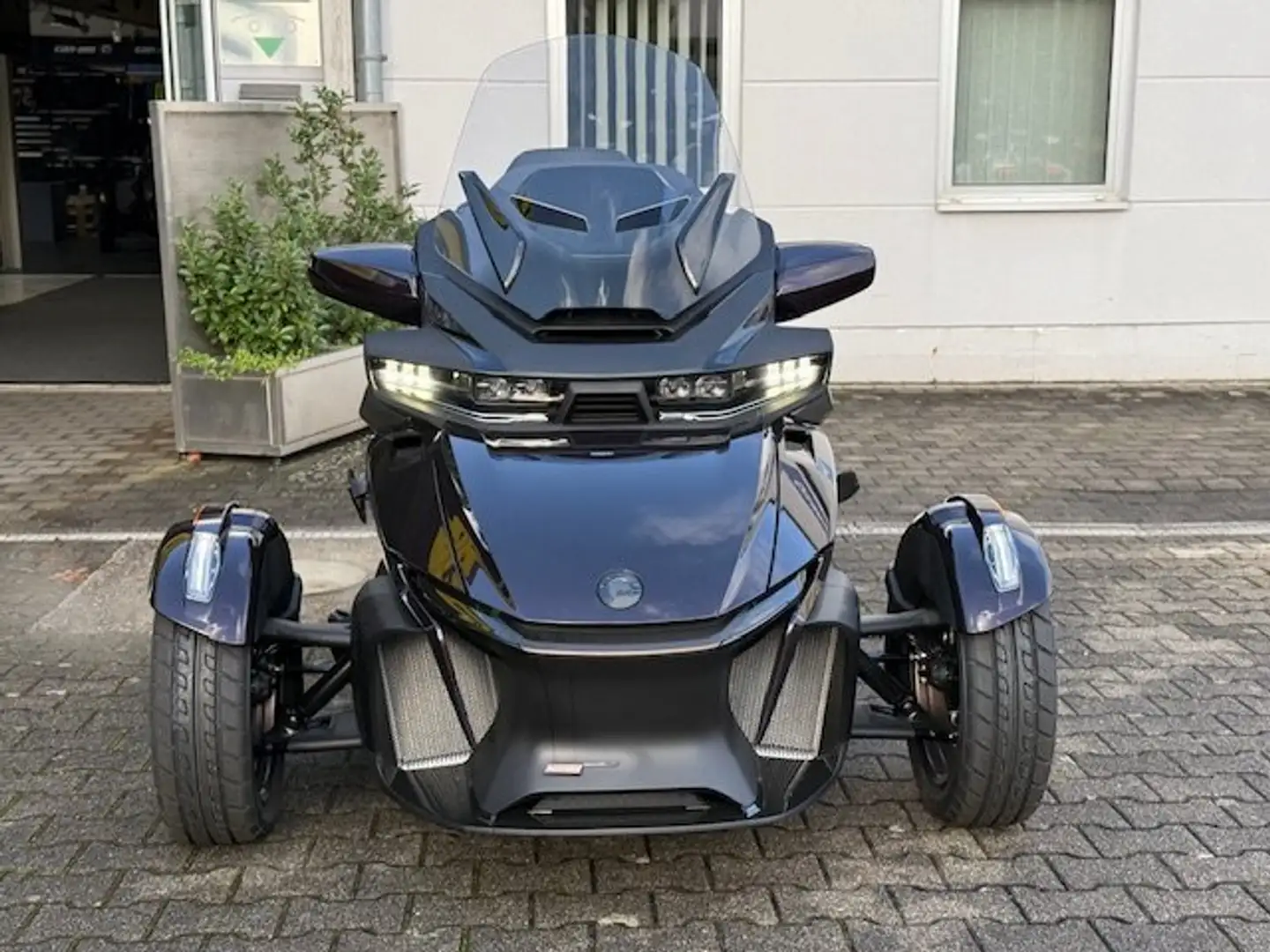 Can-Am Spyder RT Can-Am Spyder RT Sea-to-Sky 2025 – Luxus Touring Mauve - 2