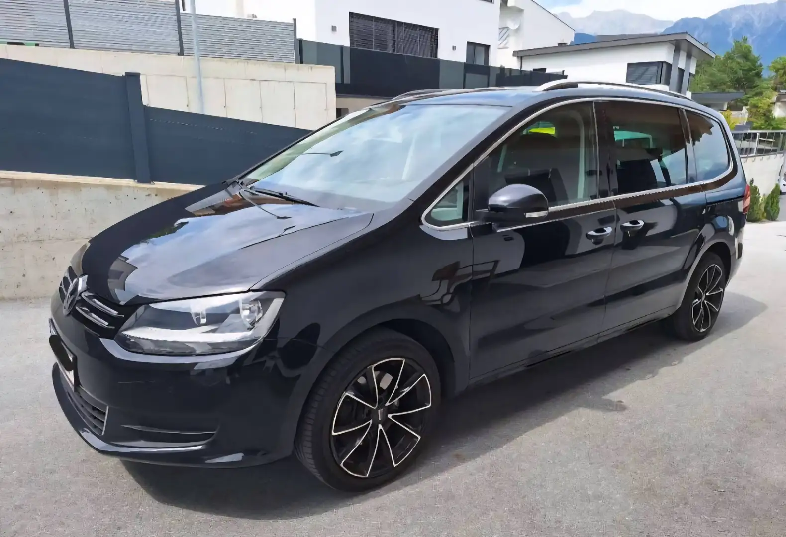 Volkswagen Sharan Sharan Comfortline BMT 2,0 TDI DPF 4Motion Comfortline Schwarz - 2