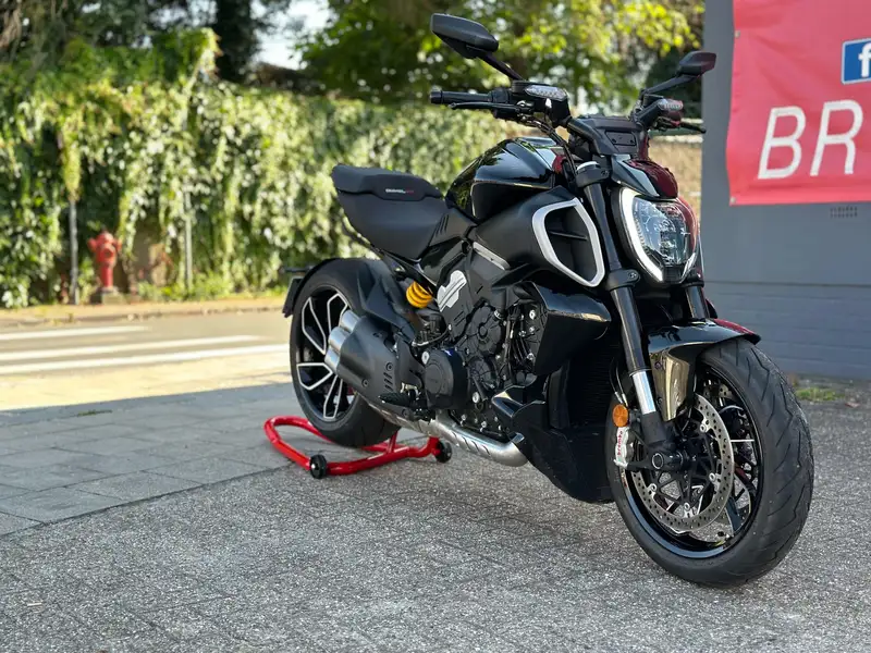 Ducati Diavel - foto 8