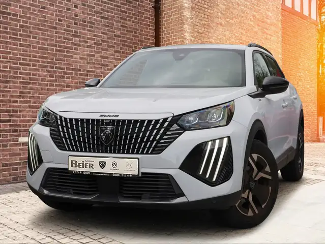 Peugeot 2008 view 2