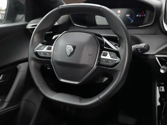 Peugeot 2008 view 15