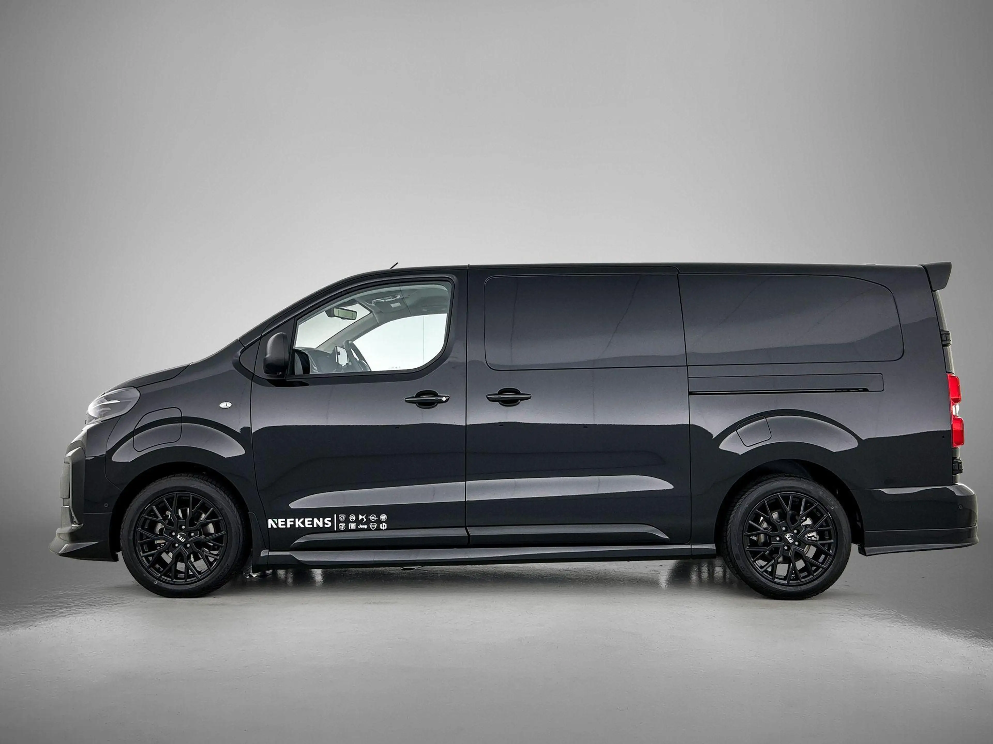 Peugeot e-Expert EV L3 75 kWh | Lederen Bekleding | Led Koplampen | — photo 2