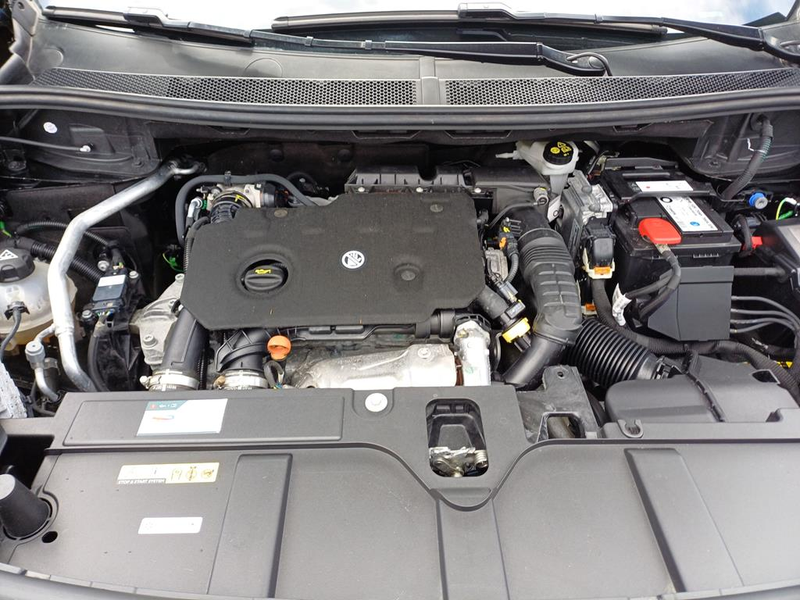 DS Automobiles DS 7 Performance Line + — photo 5