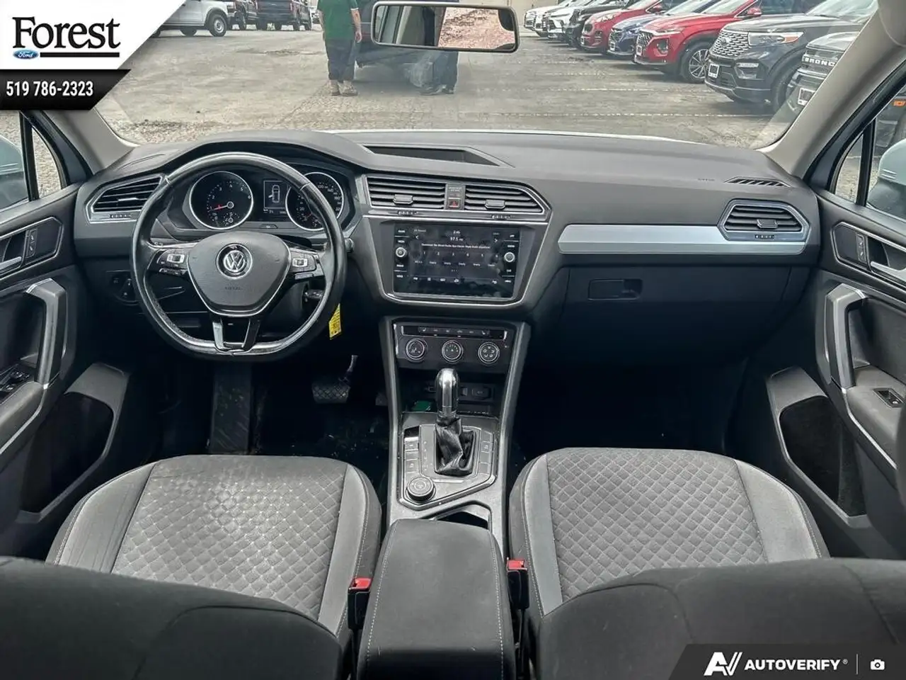 Volkswagen Tiguan photo Volkswagen Tiguan