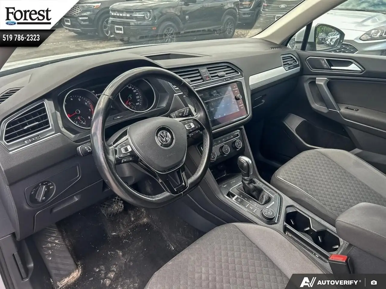 Volkswagen Tiguan photo Volkswagen Tiguan
