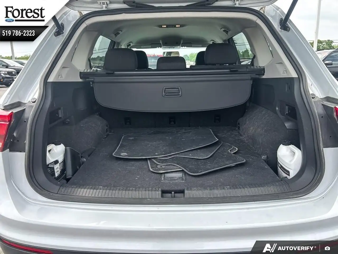 Volkswagen Tiguan photo Volkswagen Tiguan