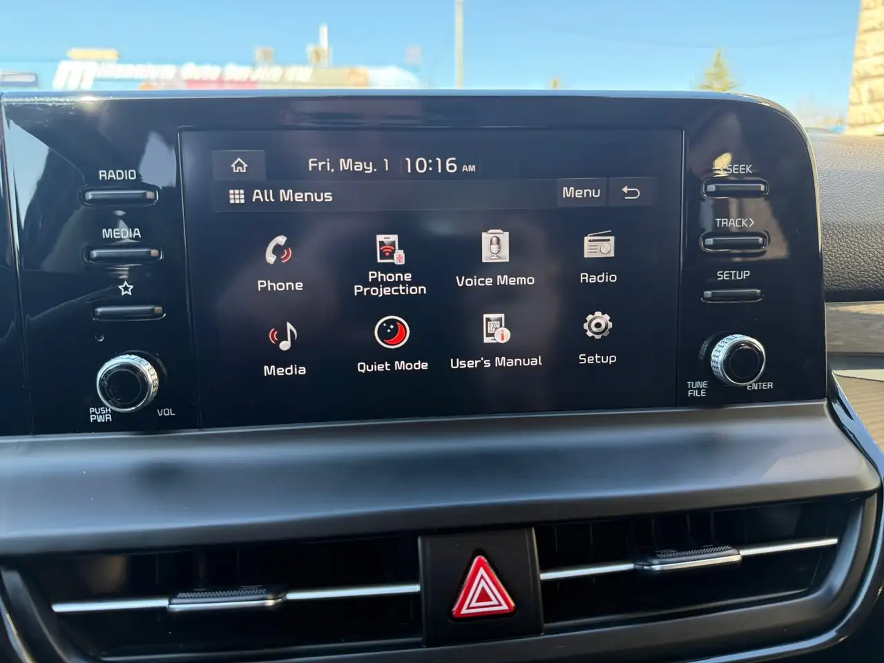 Kia Seltos снимка Kia Seltos
