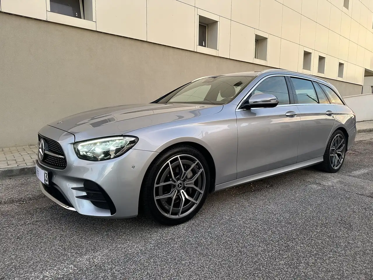 Mercedes-Benz E 220